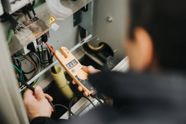 Best Electrical Contractors for Businesses  in Elmwood, IL